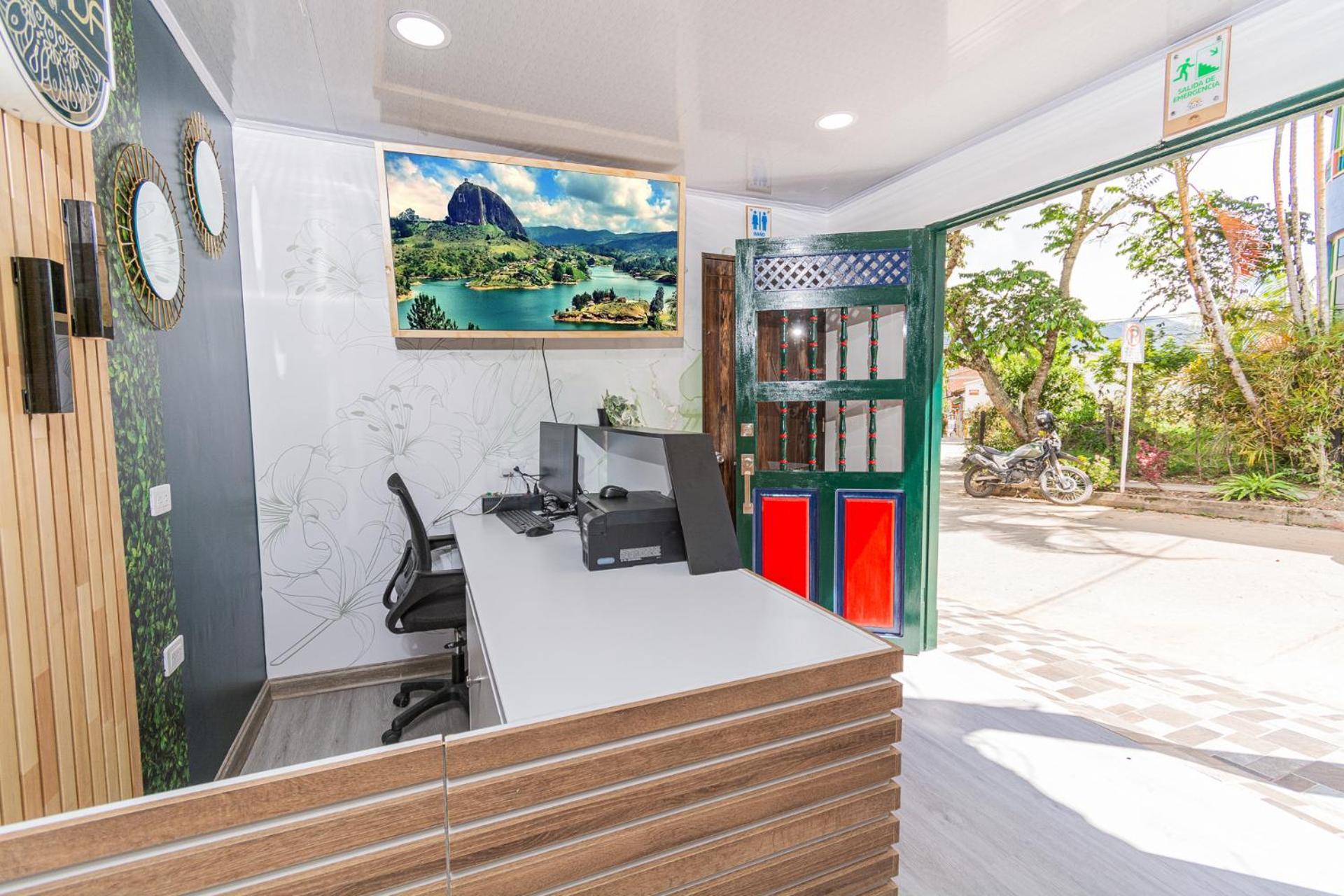 Nomada Hotel Guatapé Kültér fotó